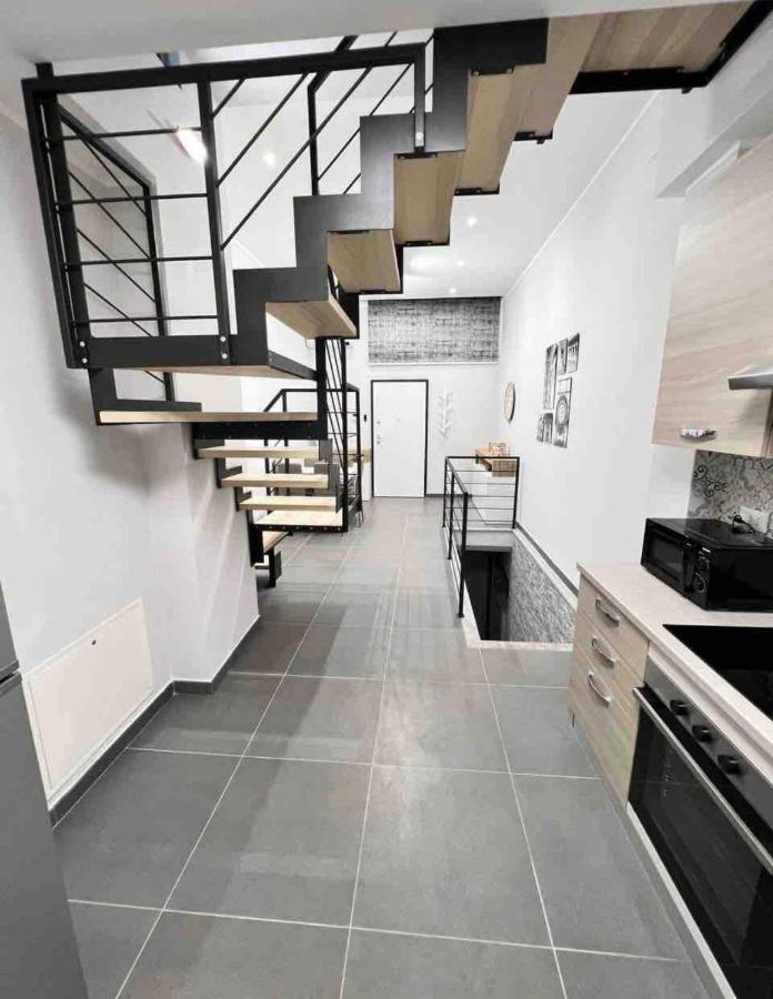 Апартаменти Pregevole Duplex A 1 Minuto Dalla Metro Колленьо Екстер'єр фото